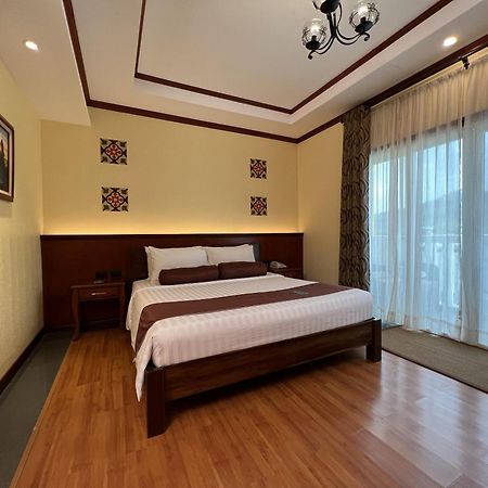 Sunlight Hotel Coron Exterior foto