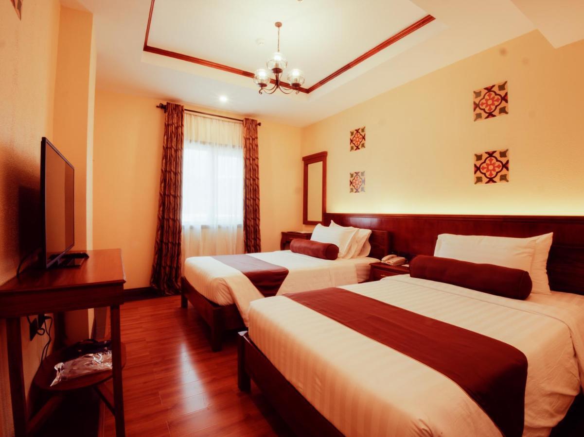 Sunlight Hotel Coron Exterior foto